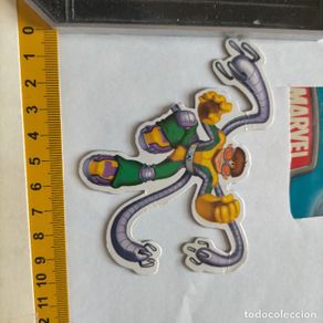 Figuras y muñecos Marvel: marvel iman para juego o nevera medida en foto , personaje imantadado original falta un brazo